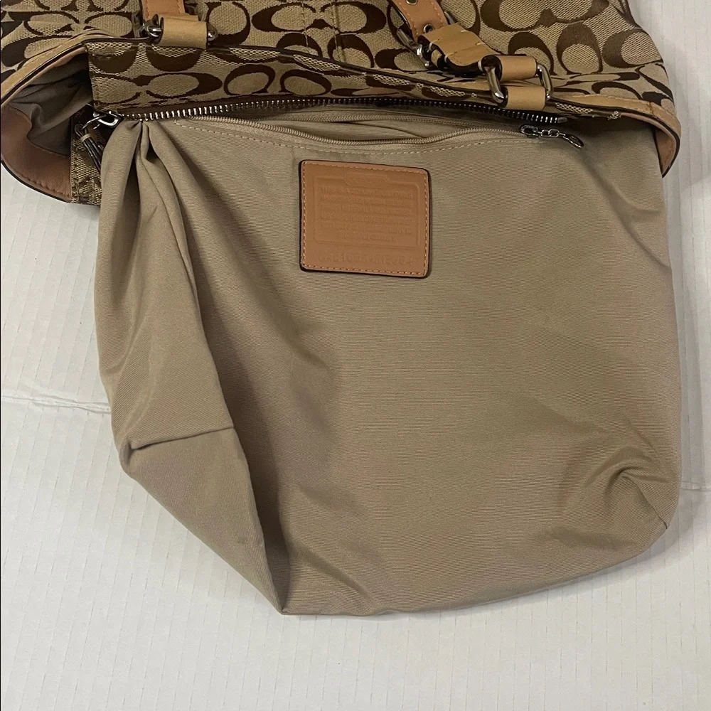 Coach Signature Tote. - Picture 7 of 13